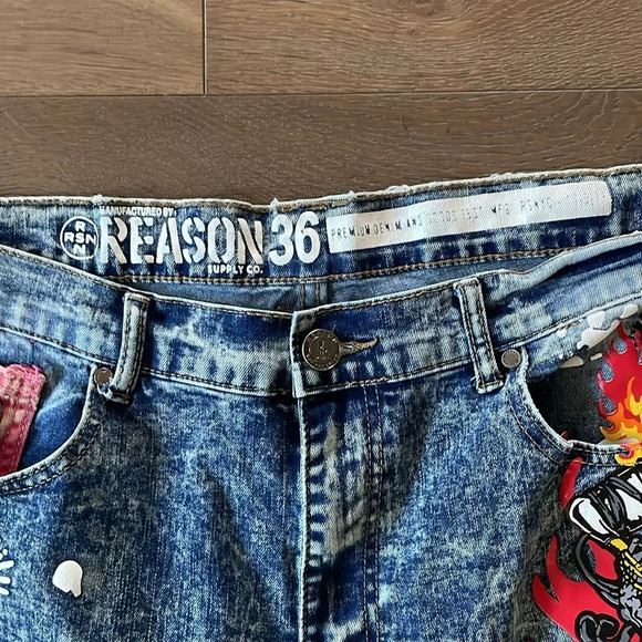 Reason Mens Blue Legend Born Graphic Paint Splatter Patch Straight Jeans Size 36 - Picture 8 of 12